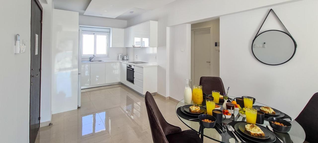 Phaedrus Living: Seaside Luxury Flat Lighthouse 65 Apartment Paphos ภายนอก รูปภาพ