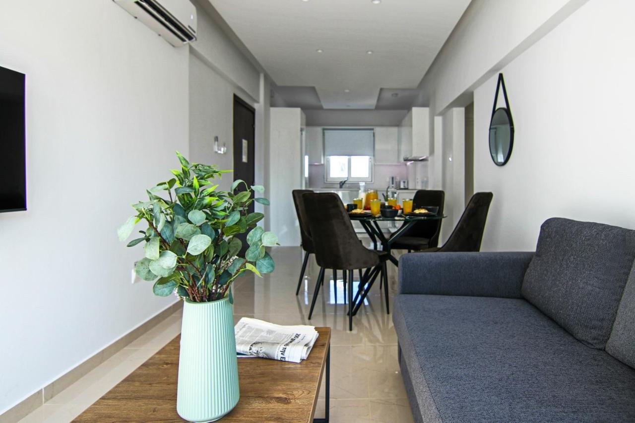 Phaedrus Living: Seaside Luxury Flat Lighthouse 65 Apartment Paphos ภายนอก รูปภาพ